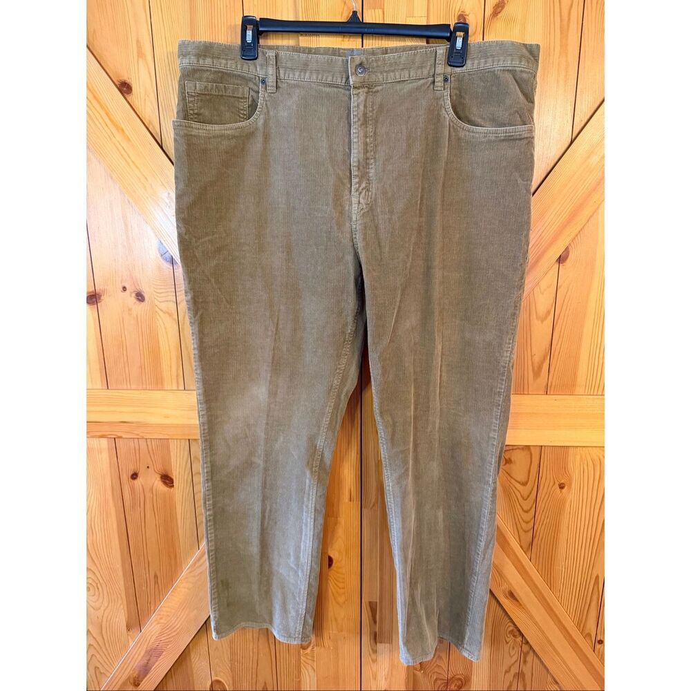 Cutter & Buck Greenwood Khaki Straight Leg Corduroy Jeans READ Size 46x 32”(6963